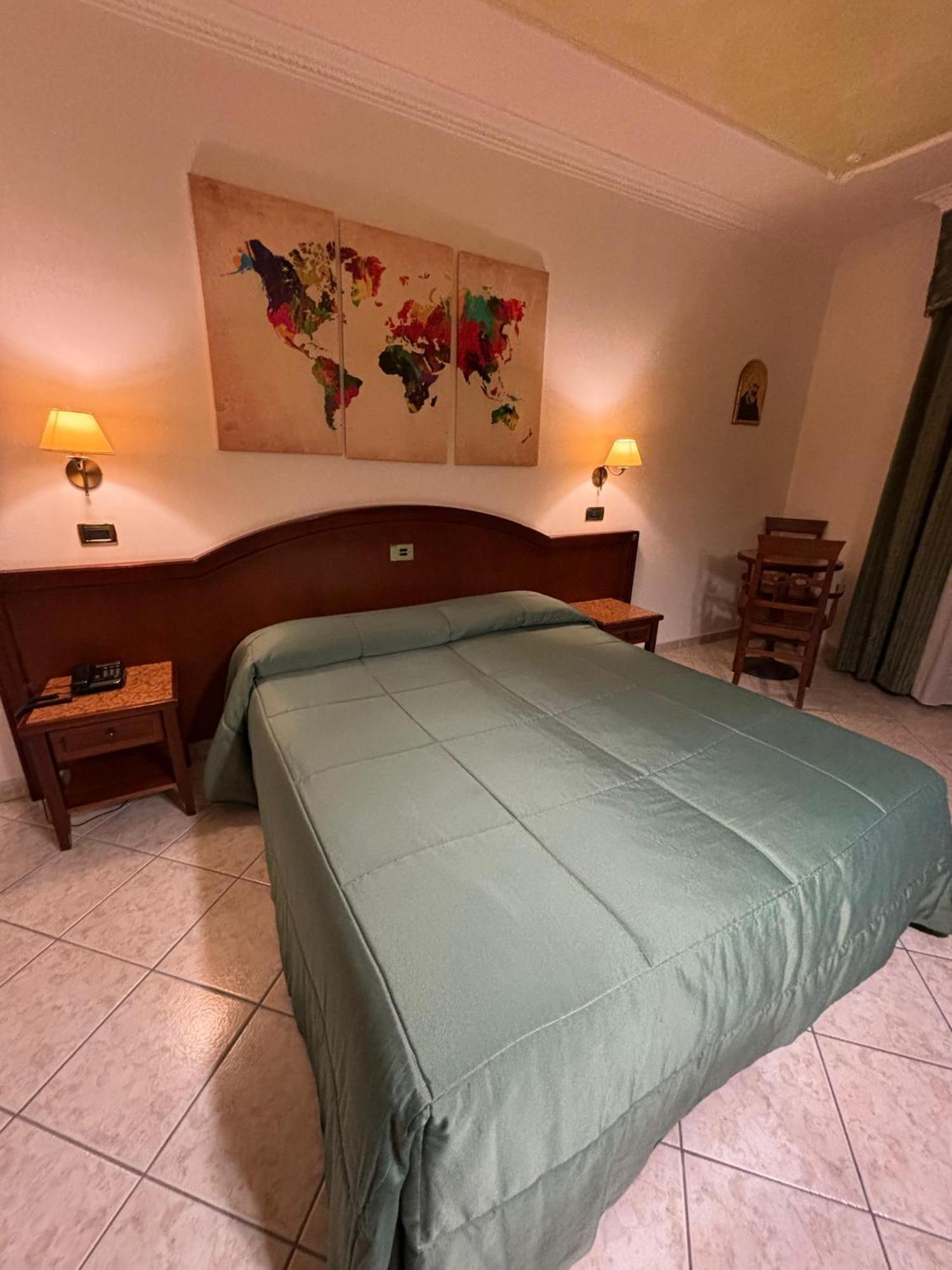 Hotel Valle Rossa San Giovanni Rotondo Kültér fotó