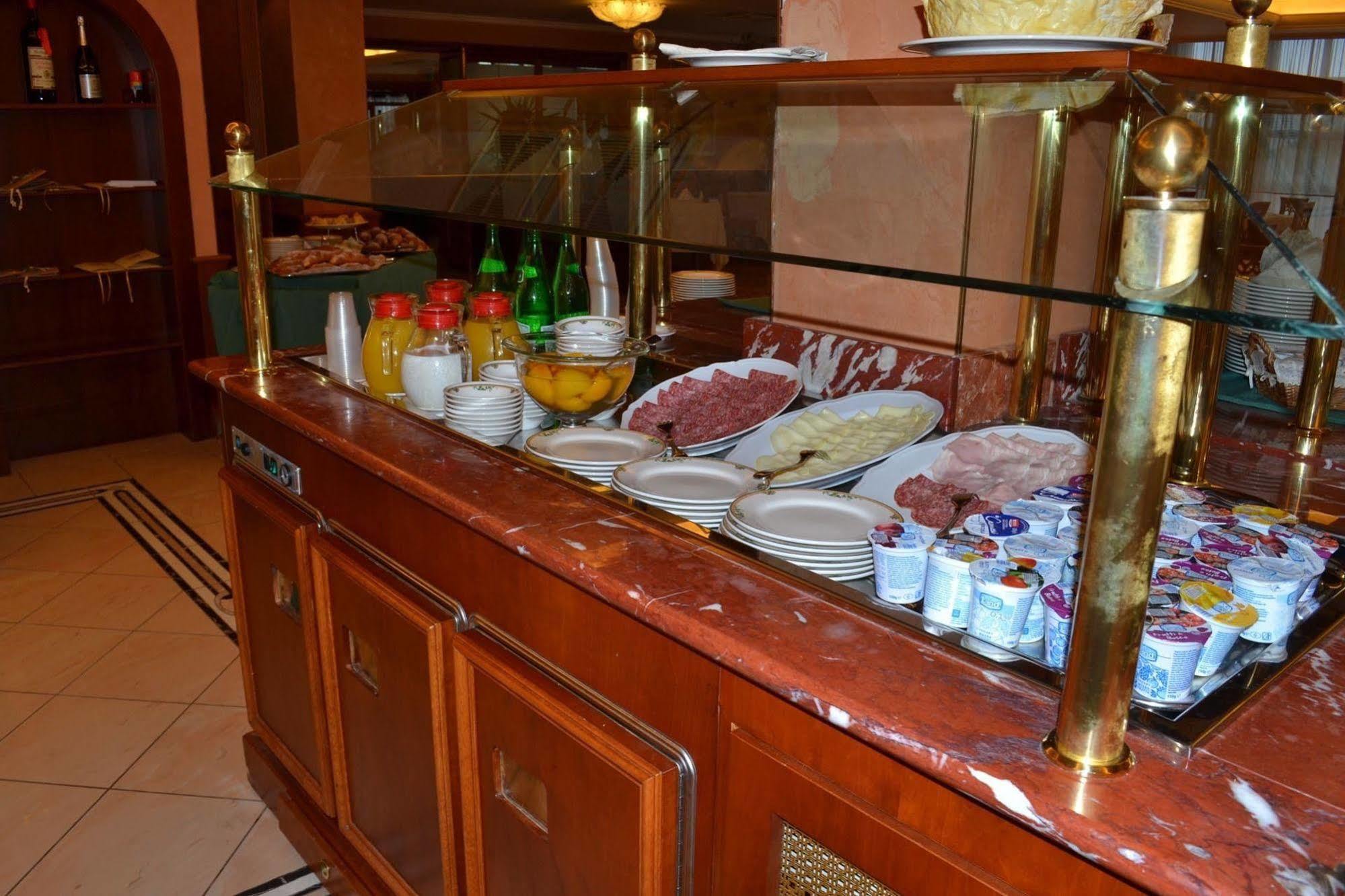 Hotel Valle Rossa San Giovanni Rotondo Kültér fotó
