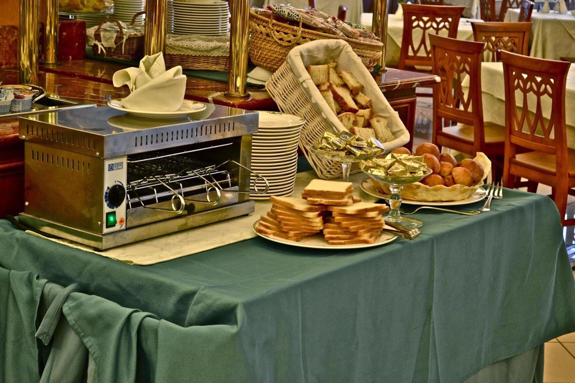 Hotel Valle Rossa San Giovanni Rotondo Kültér fotó