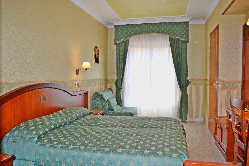 Hotel Valle Rossa San Giovanni Rotondo Kültér fotó